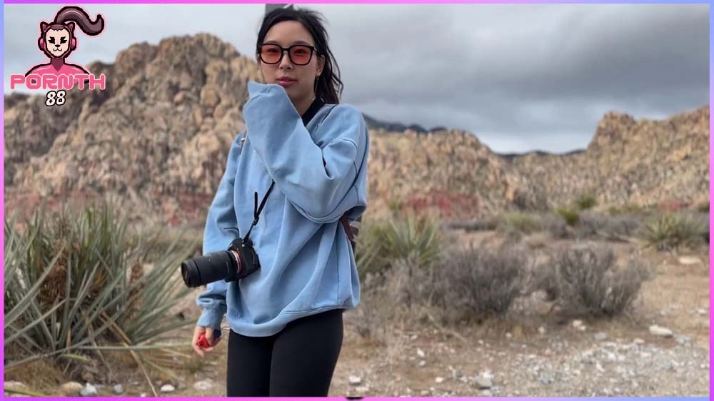 ASIANCOUPLEUWU  Elle Lee ขอบพระคุณคะพี่ เดี๋ยวหนูตอบแทนให้เย็ดหีแทนน้ำใจ