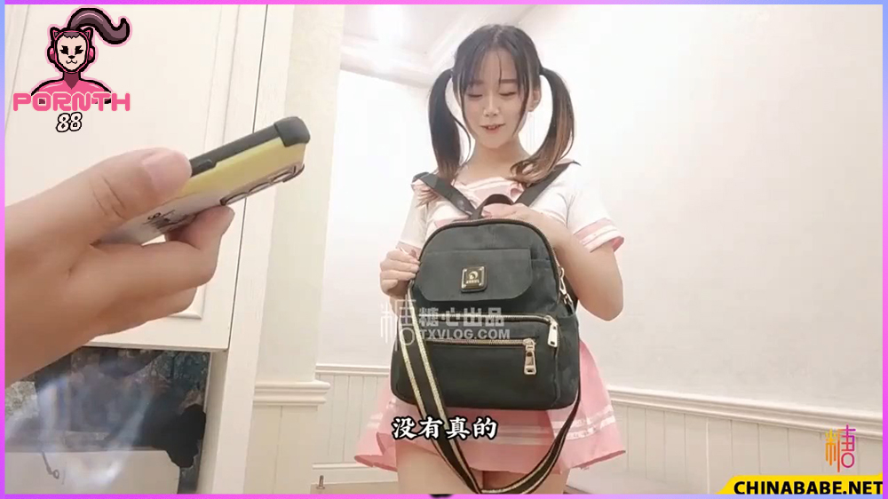 Chinese Porn นักเรียนจีนน่ารักขายหี นมพึ่งขึ้นอมควยเทพร่อนหีเก่ง นอนให้กระเด้าหีร้องเสียงกระเส่า